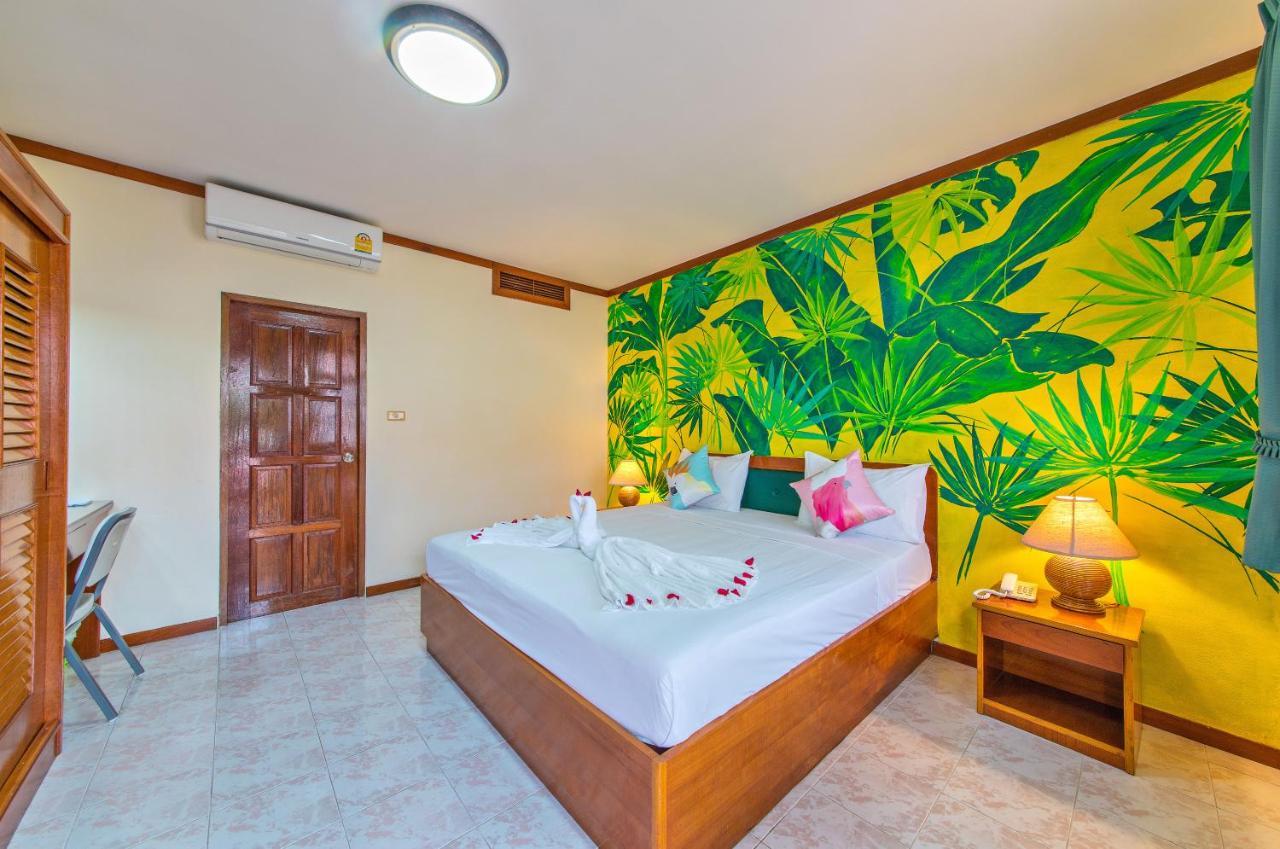 Panda Hotel Patong Екстер'єр фото